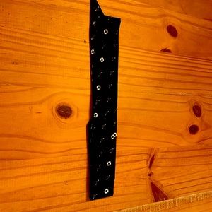 Chase bank lands end scarf. Dark navy